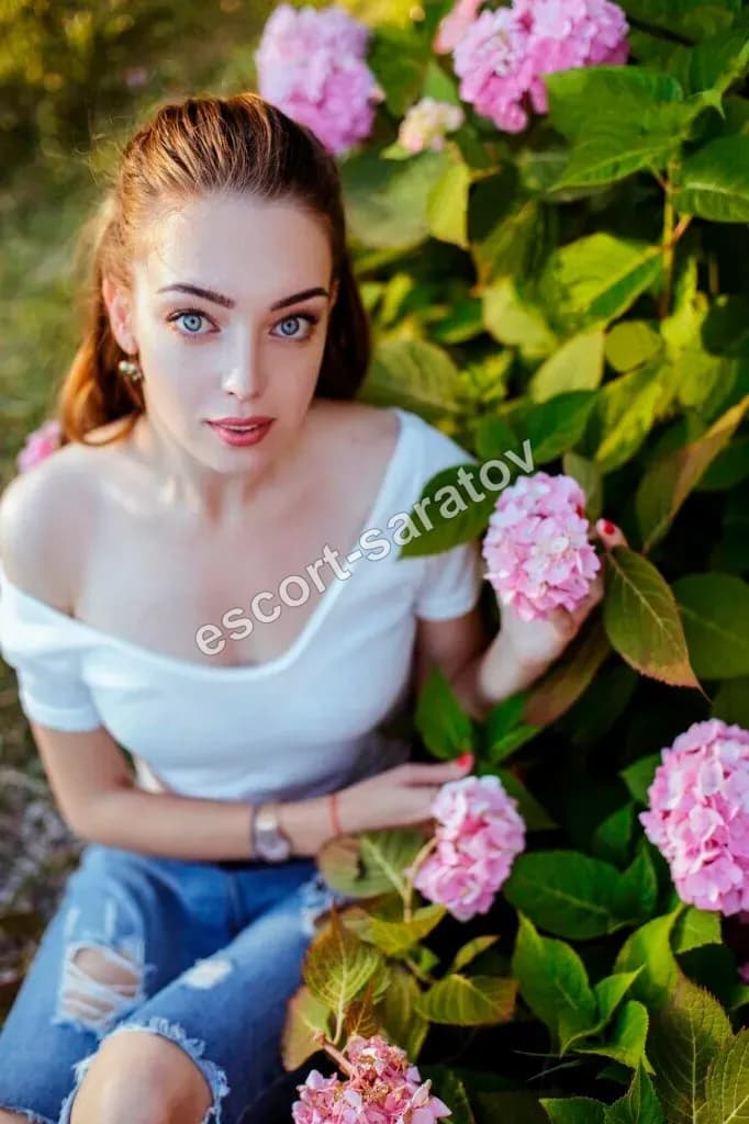 Танюша